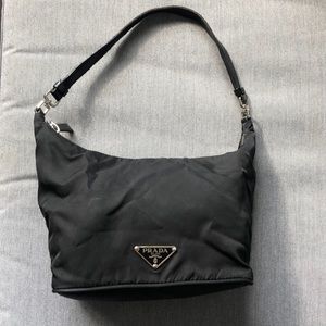 Small black purse
